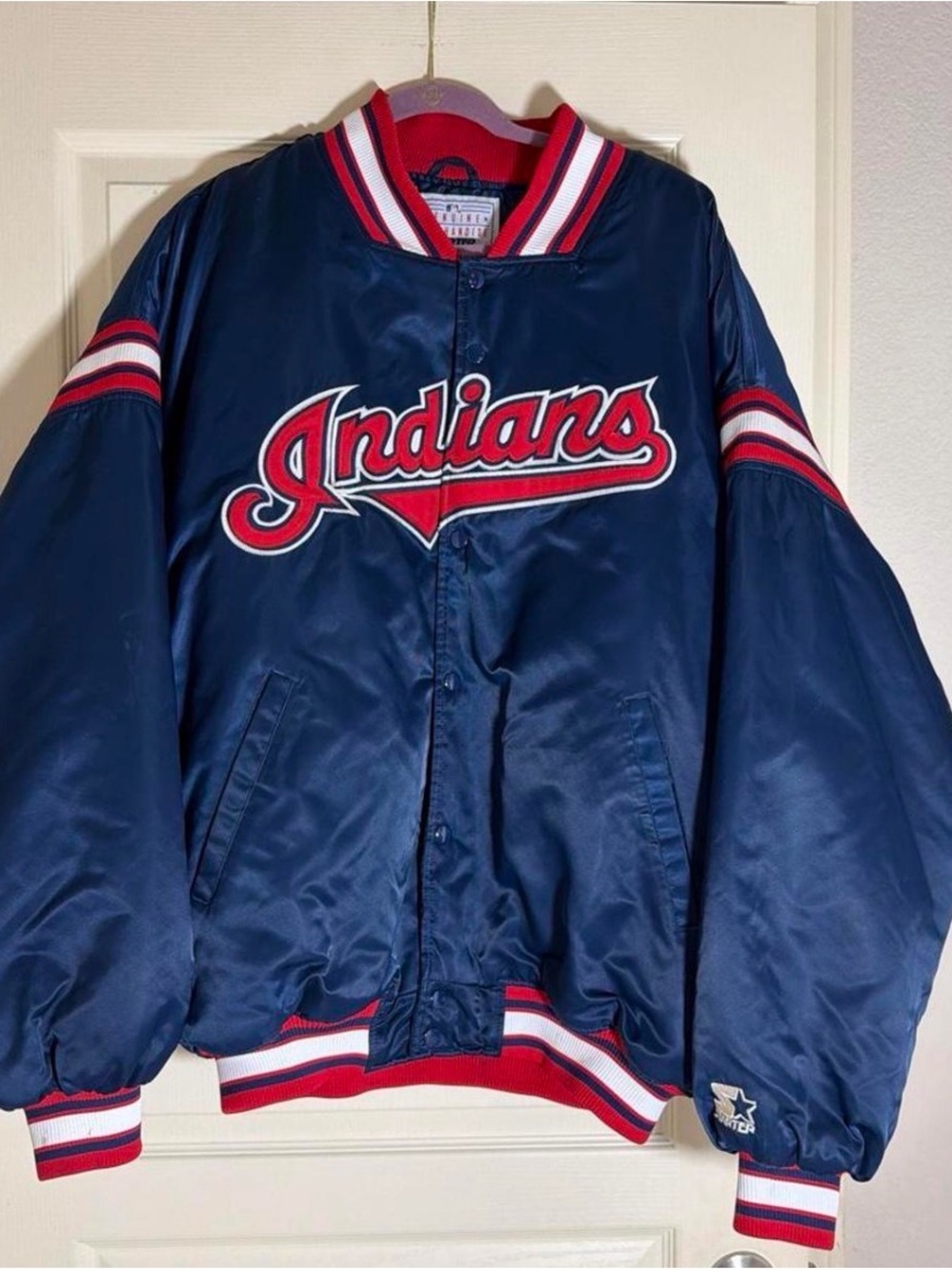 Mint condition vintage 90s Starter Cleveland Indians Navy Satin bomber  Jacket